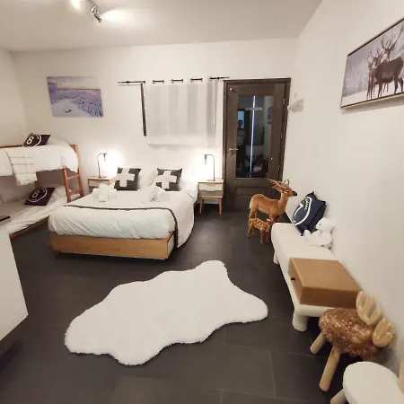 1550 Avec Vue 木屋