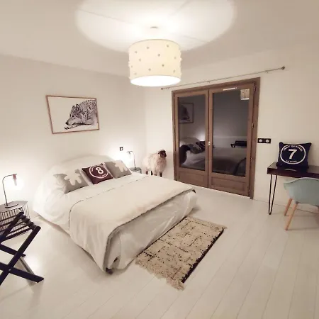 1550 Avec Vue 木屋 谷雪维尔