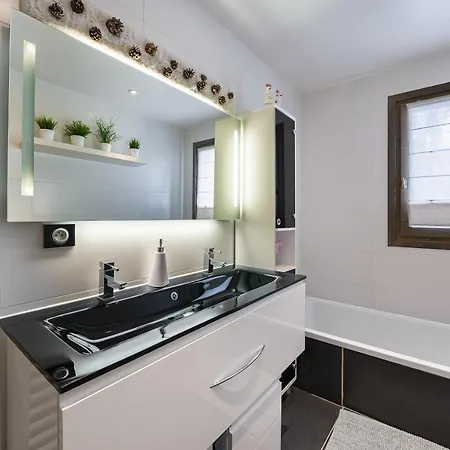 1550 Avec Vue Chalet